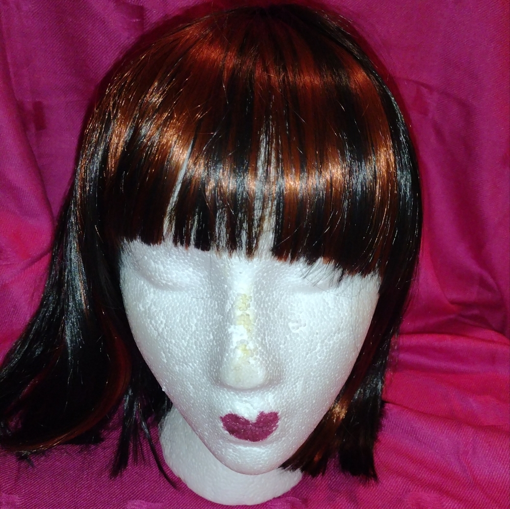 TWO TONE BOB WIG